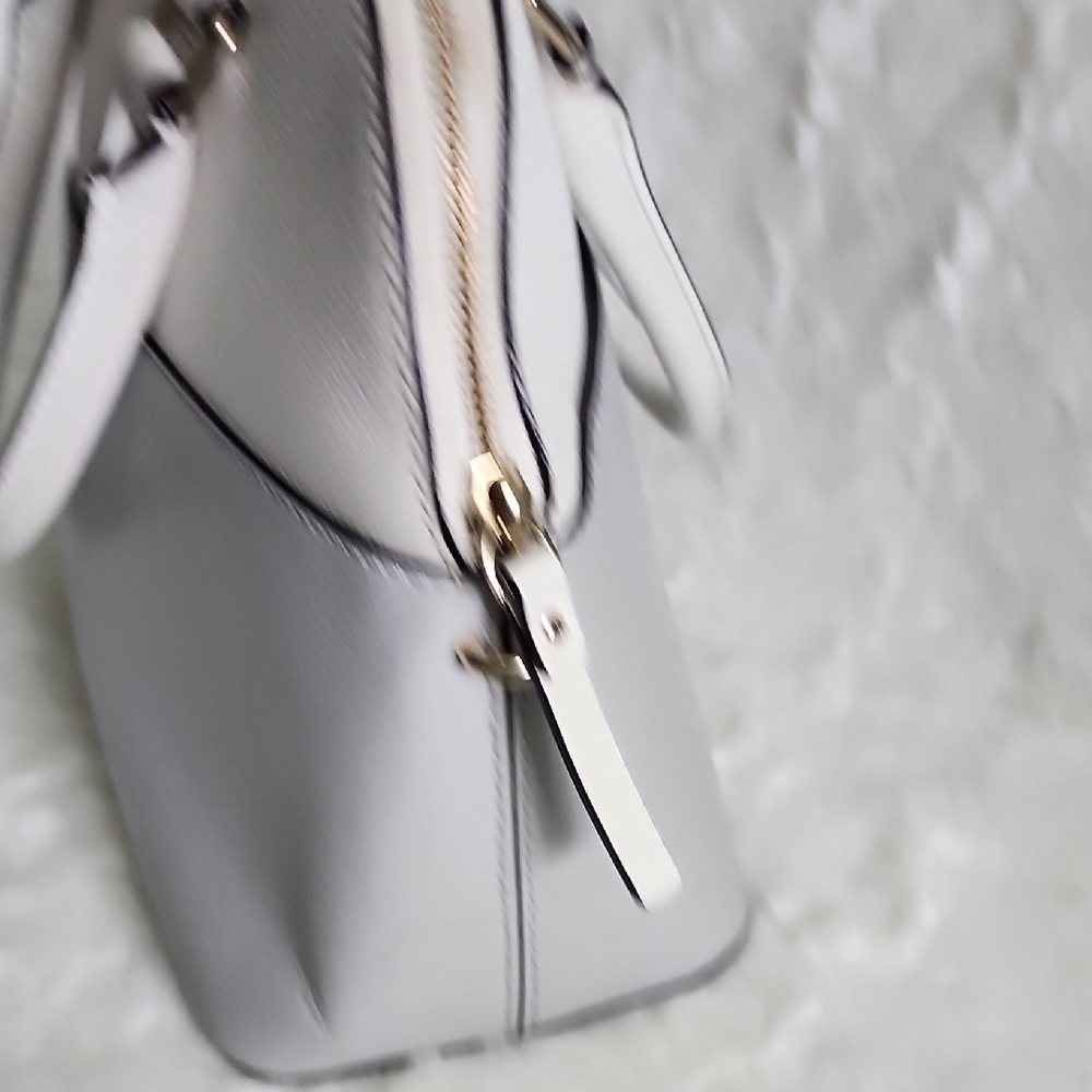 Kate Spade Gray and White Satchel with Classic Design - Picture 5 of 10
